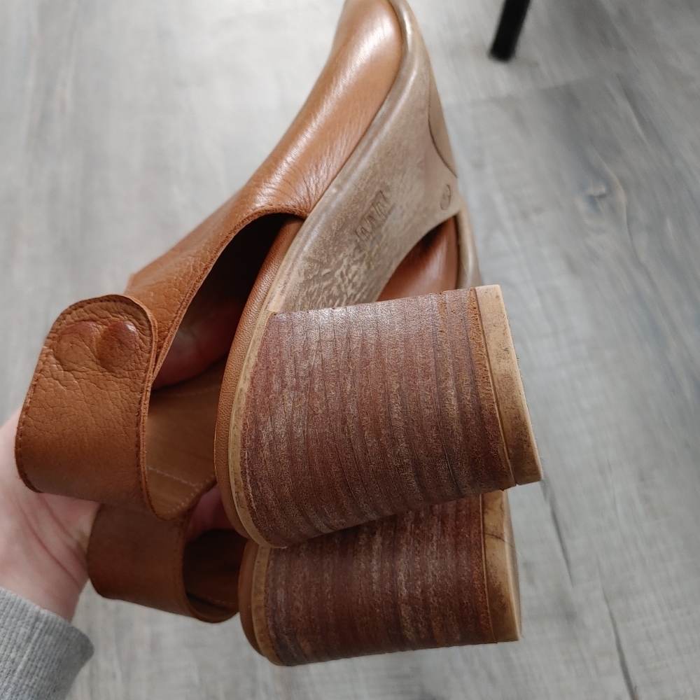 Bueno | leather mules - Picture 9 of 10